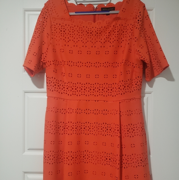 Banana Republic laser cut dress sz 14 - Picture 2 of 3